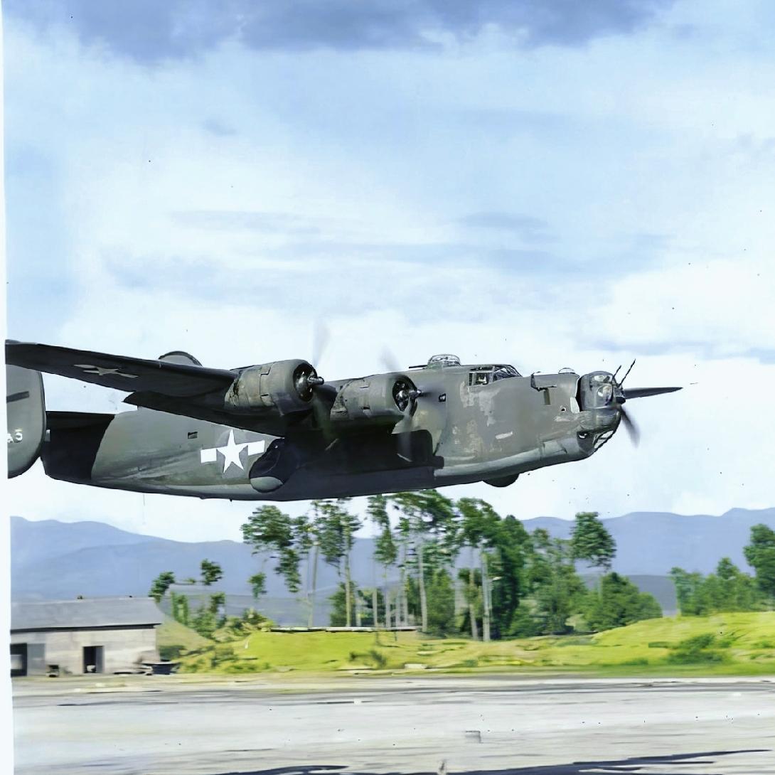 二战期间，美陆军航空队在中国的支援作战影像，承载着一段特殊的历史记忆。比如美国第