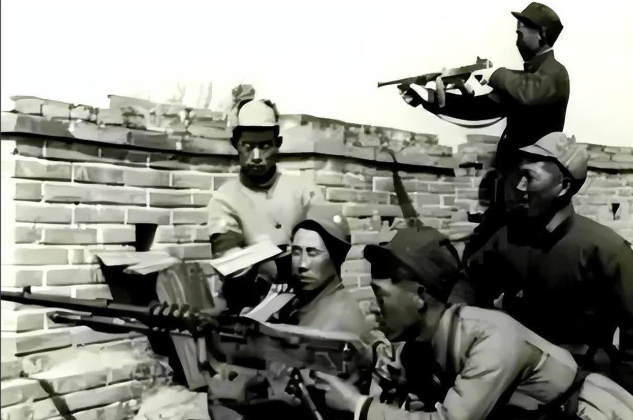 1939年，一地主收留了300名八路军战士在自家休整，谁知却被1200名日军团团