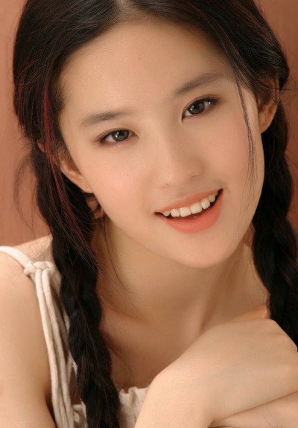 刘亦菲18岁，青春、活力、一眼沦陷刘亦菲明星刘亦菲好美