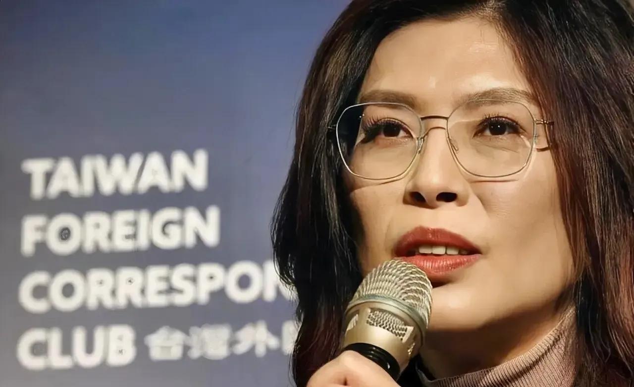 卢秀燕高兴的太早了，窜访美国，大放厥词，以为能够“绑架”国民党。郑丽文3月23日