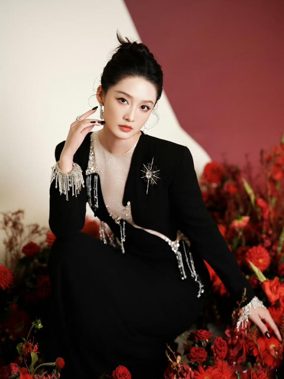 李沁的脸还是好美[爱心]​​​