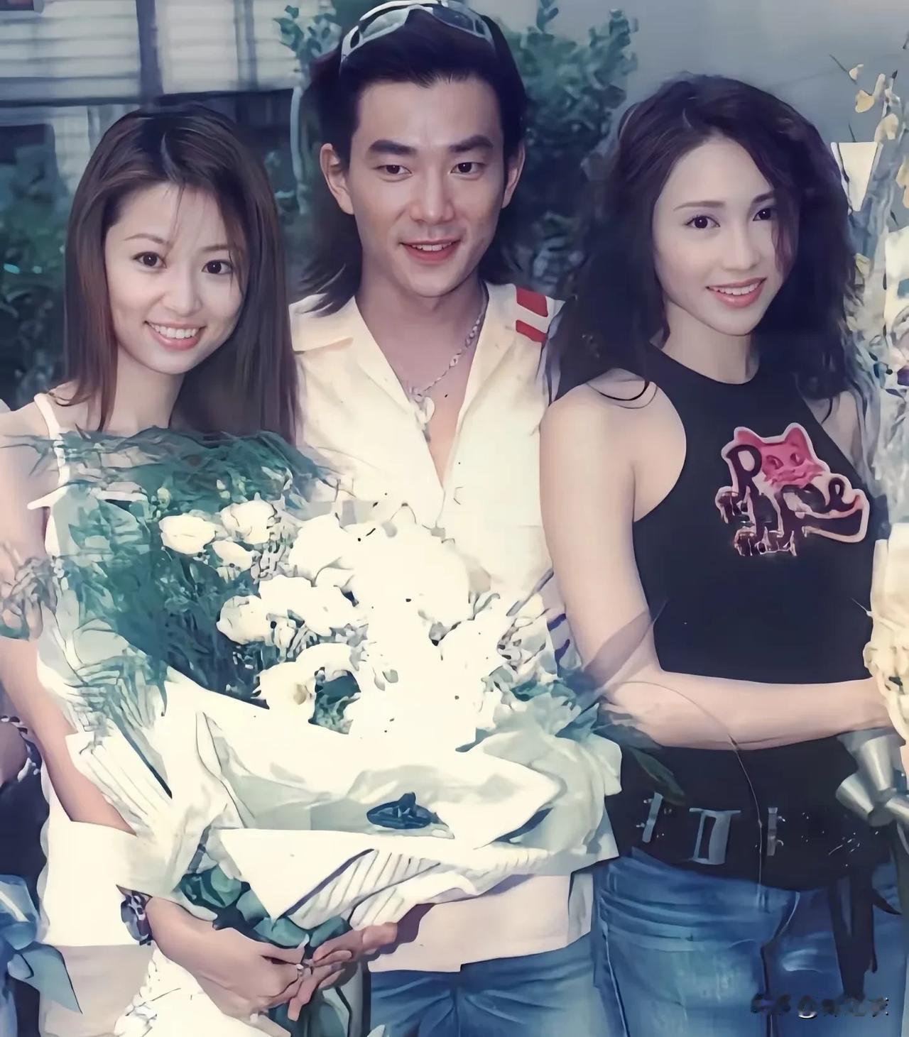 林心如确实挺厉害的，别人二十来岁正是挥霍嚣狂的年纪，她却一跃成为国民顶级女星，甚