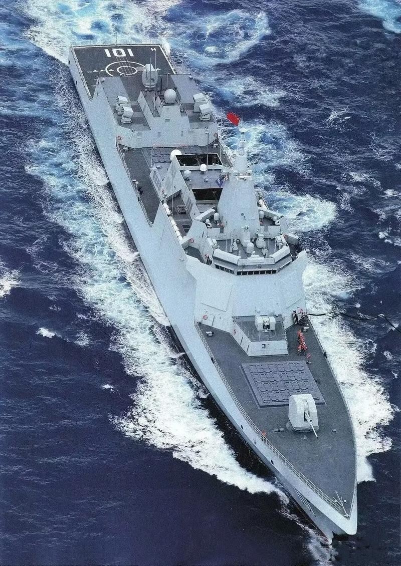 为什么不多造点055型驱逐舰，反而继续批量生产052D？因为说白了，052D才是