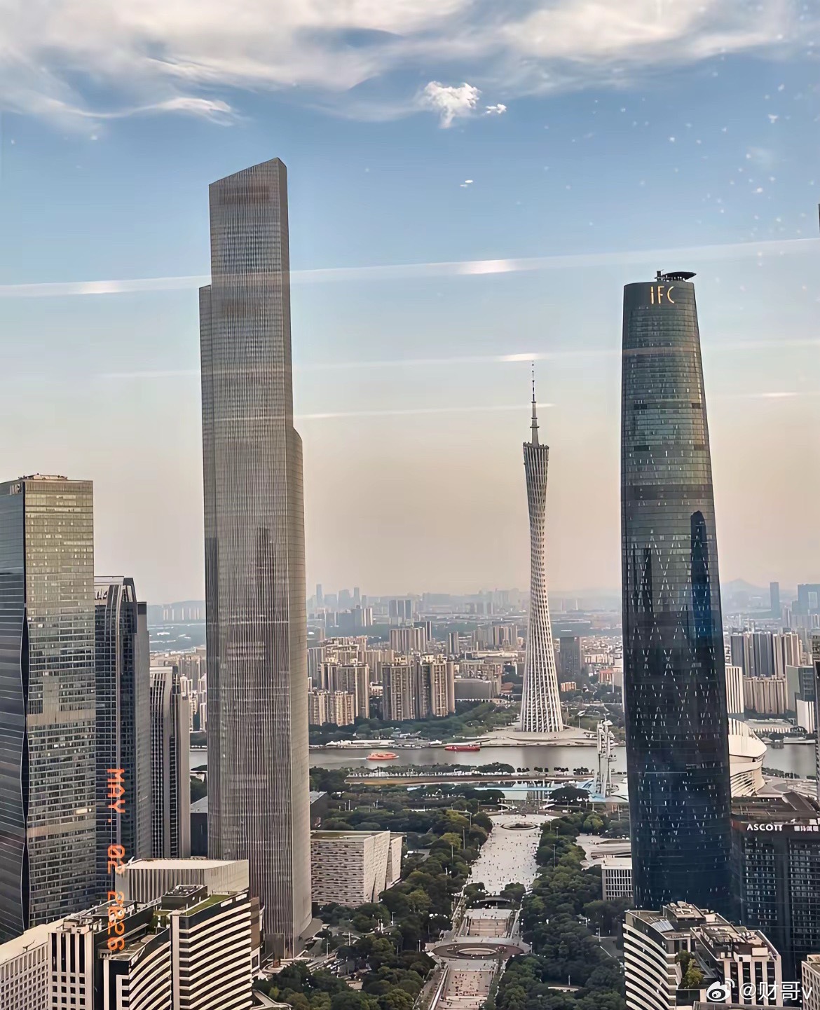 国内十大最赚钱的基金公司。1.易方达基金双总部：广州市、珠海市，2025年净利