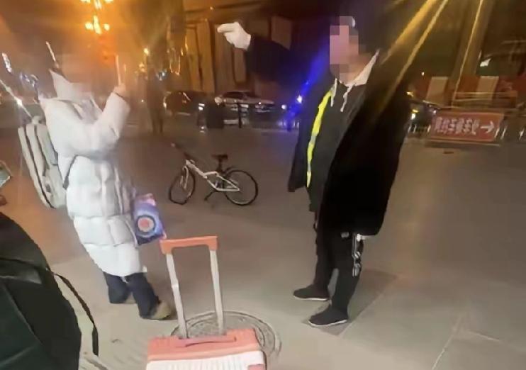 长春"威哥"被行拘！一句威胁毁不了一座城，重拳整治才是硬道理2025年12