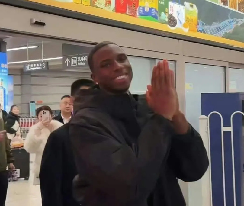 迪亚洛回归山西能拯救山西吗？其实迪亚洛在CBA的得分能力被夸大的，根本没有统治C