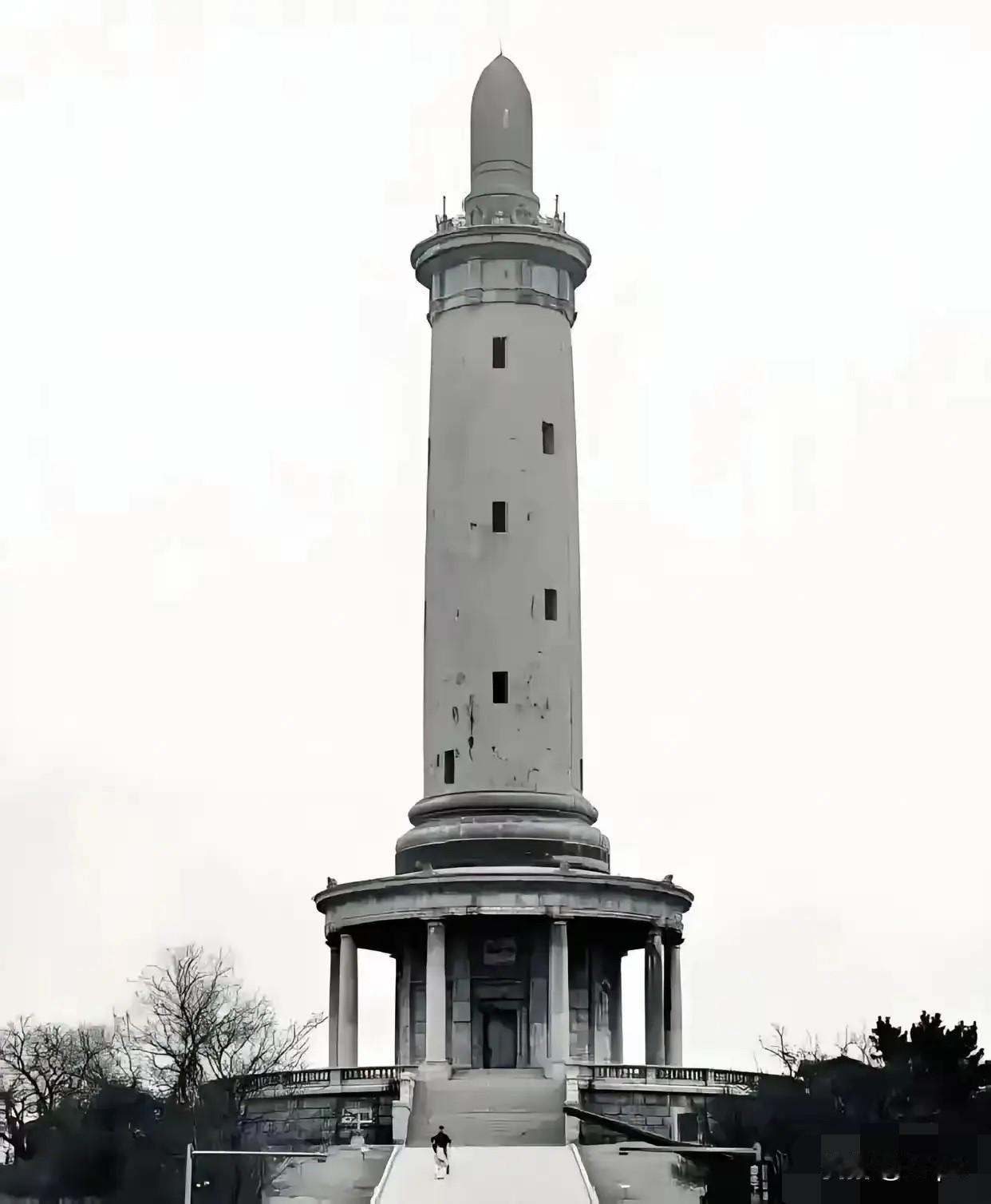 太离谱了！大连旅顺白玉山塔刚传要修缮，日本就急着跳出来要“回收石料”，结