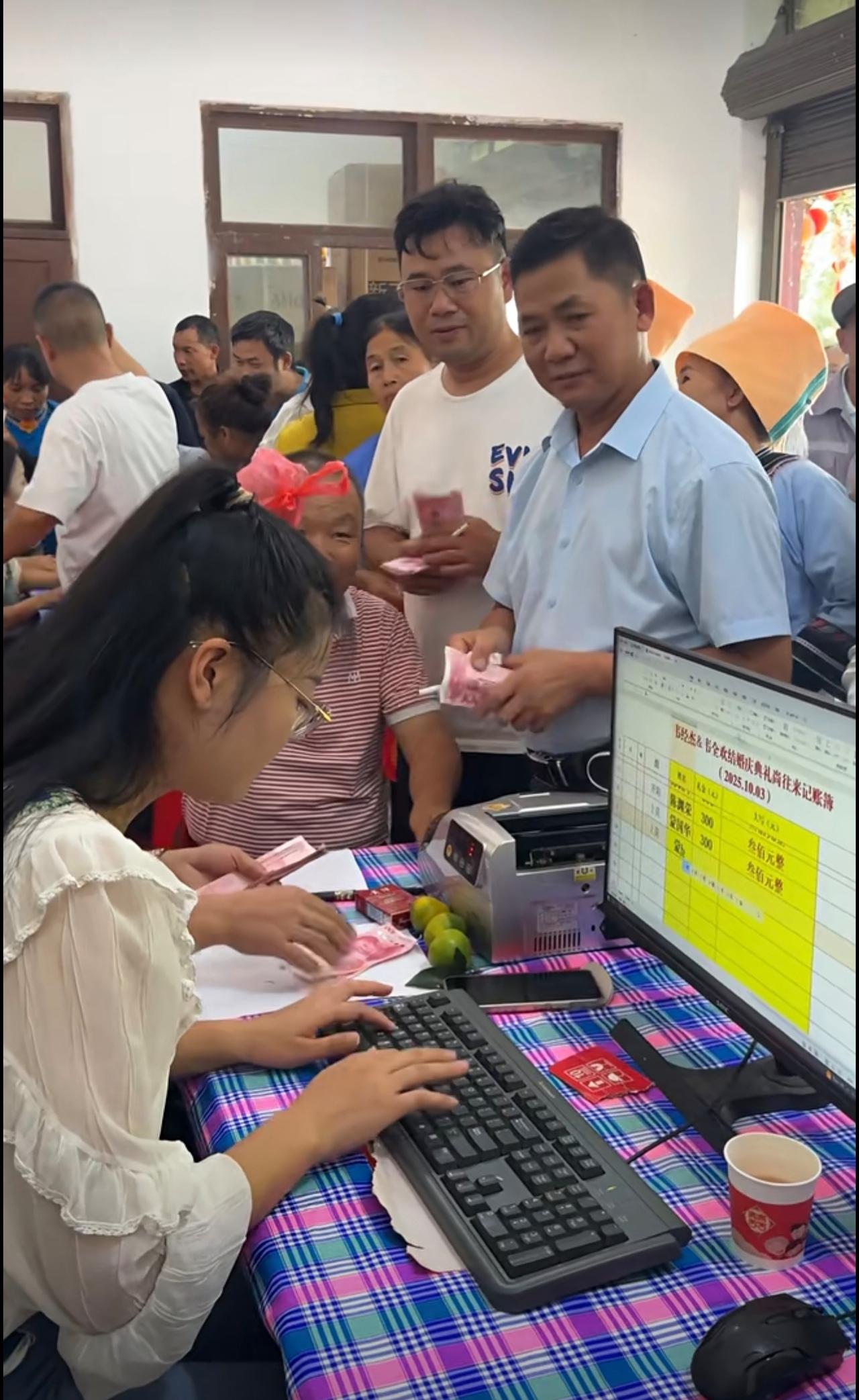 两位礼部尚书键盘都敲冒烟了……