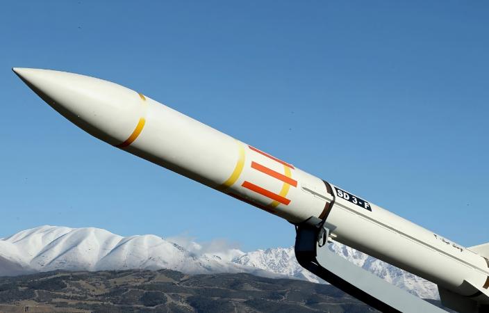 我感觉后果完全是伊朗自找的，试想一下，如果伊朗有射程超过5000公里的导弹，能够