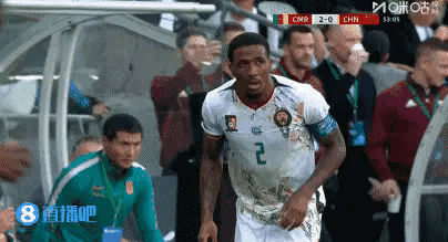 中国男足门将颜骏凌完成了一次世界级的扑救！在今天进行的中国男足和喀麦隆男足的比赛
