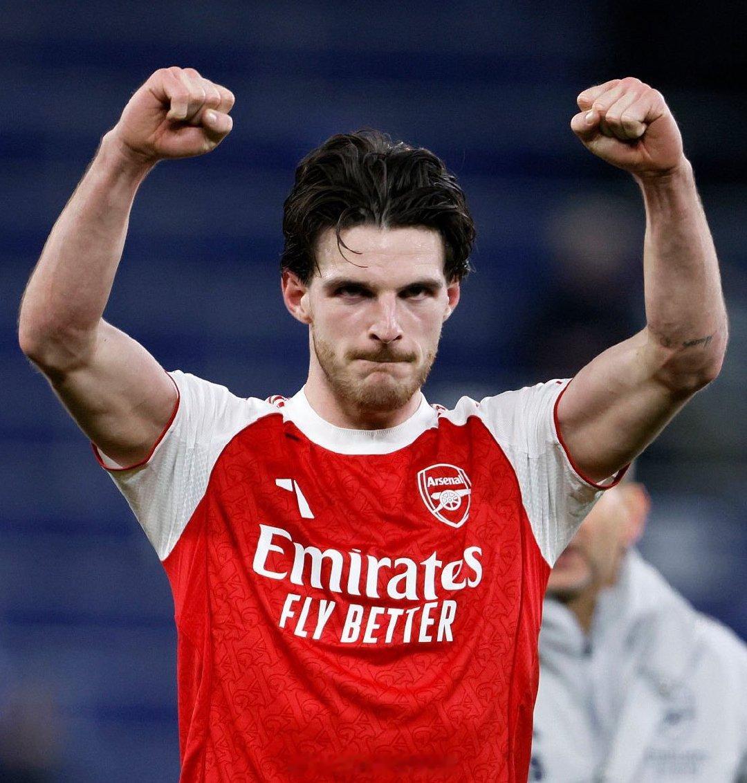 阿尔特塔谈赖斯的表现：“他全面的发挥，在球场上的领导力，还有他夺回球权的次数，这