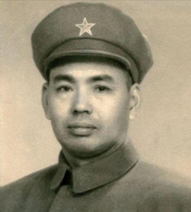 37年许世友与前妻离婚，建国后前妻恳求许世友帮忙，许是何态度？1950年2月的