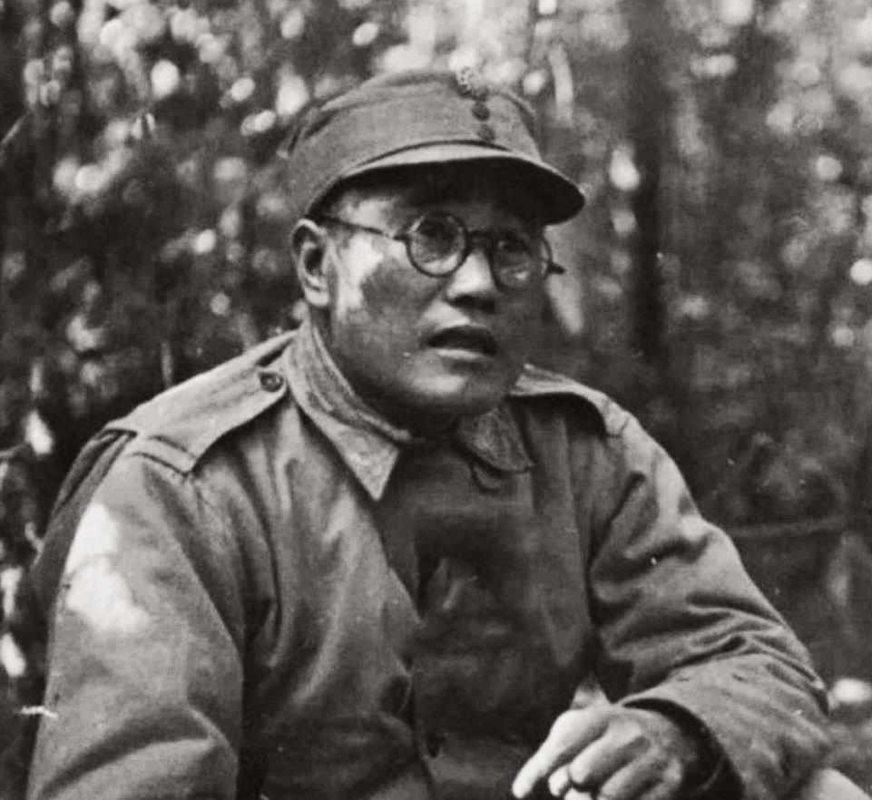 1948年，国民党军辽西兵团司令廖耀湘兵败被俘后，心里还不服气。面对审问，廖耀湘