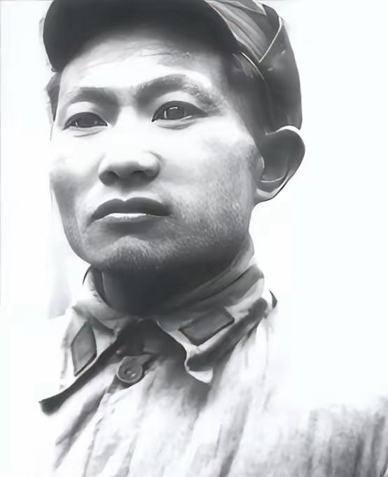 1942年八路军司令部被包围后，汉奸看到个俘虏，认出对方身份大吃一惊，之后与同伴