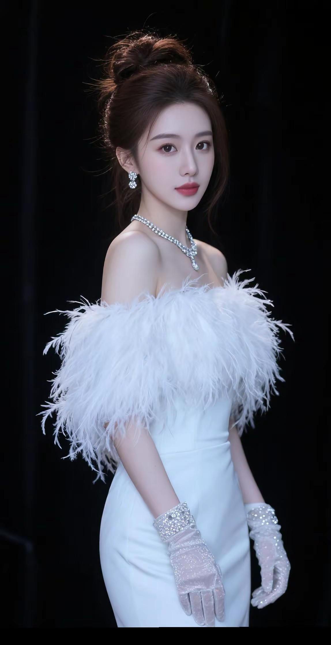 AI奢华舞台写真ai创作漂亮女孩今日分享