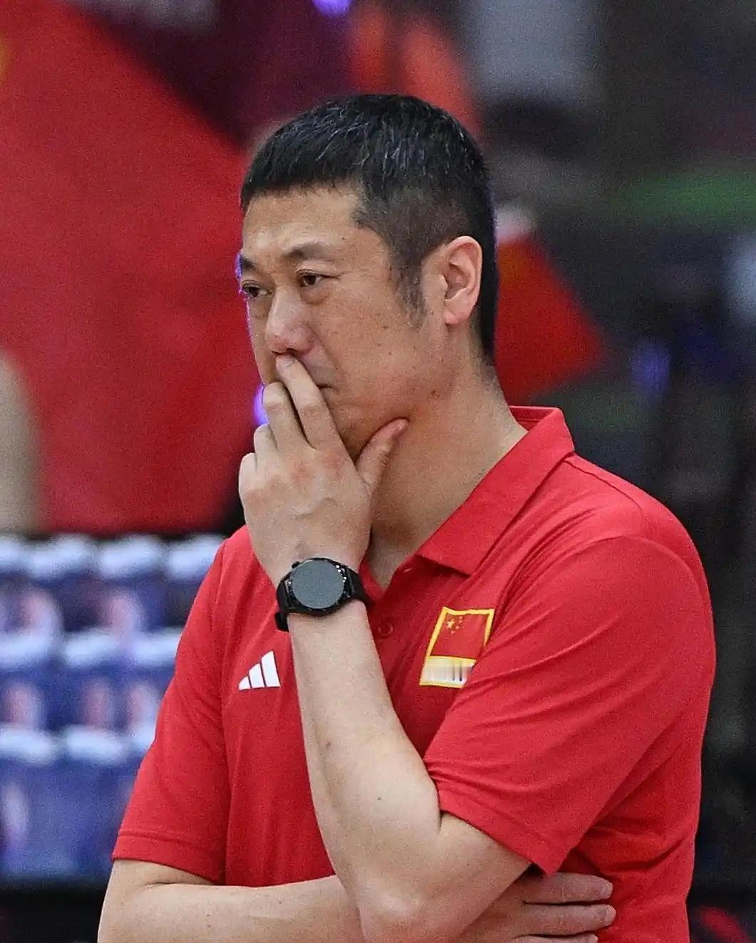 不吐不快，赵勇教练真搞笑，对中国女排输球应负全责！一、作为重点培