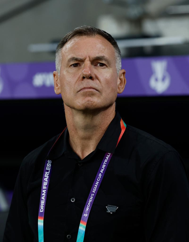 【中国女足主帅回应击败朝鲜队】中国女足主帅回应三连胜9日，中国女足主教练安特·