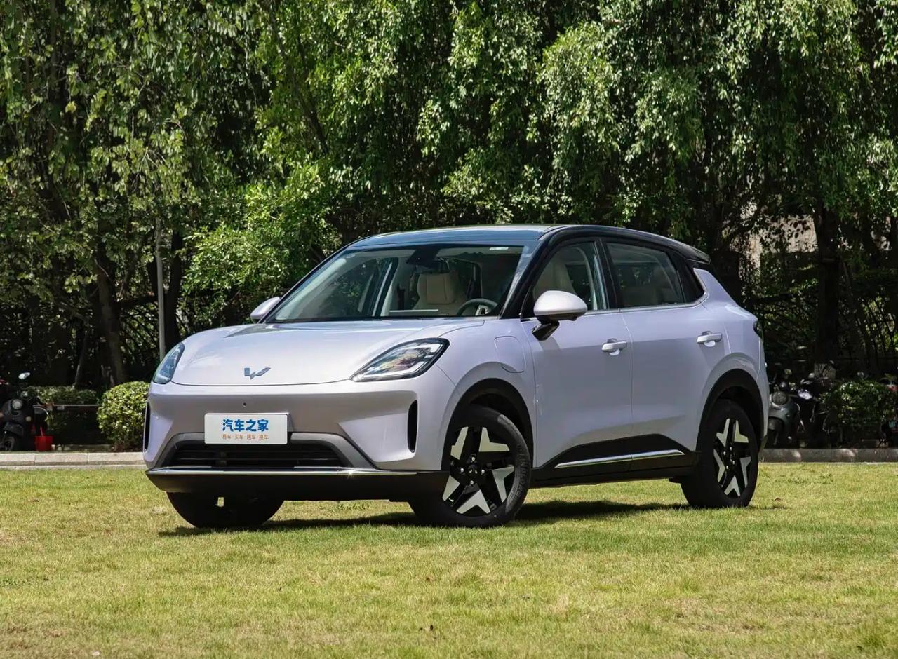 开过缤果S才敢说，这车真实表现是这样2025款五菱缤果S已经正式上市，一共推