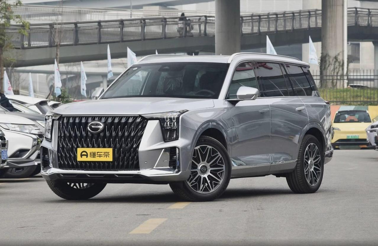 作为一台曾经“国产中型SUV扛把子”的车型，传祺GS8在二手市场一直挺热闹。大七