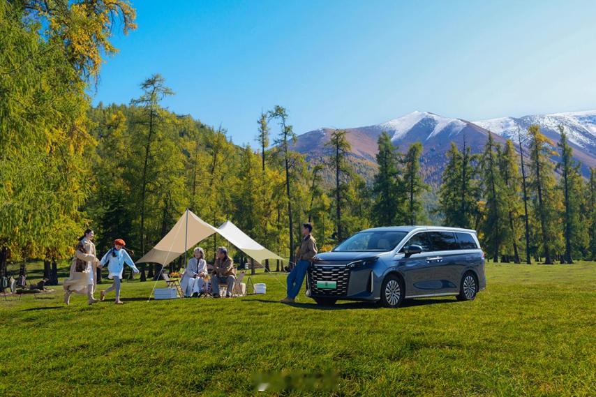 上周比亚迪更新了2026款夏，看到这款MPV，我认为还是挺有诚意的，起售价干到了