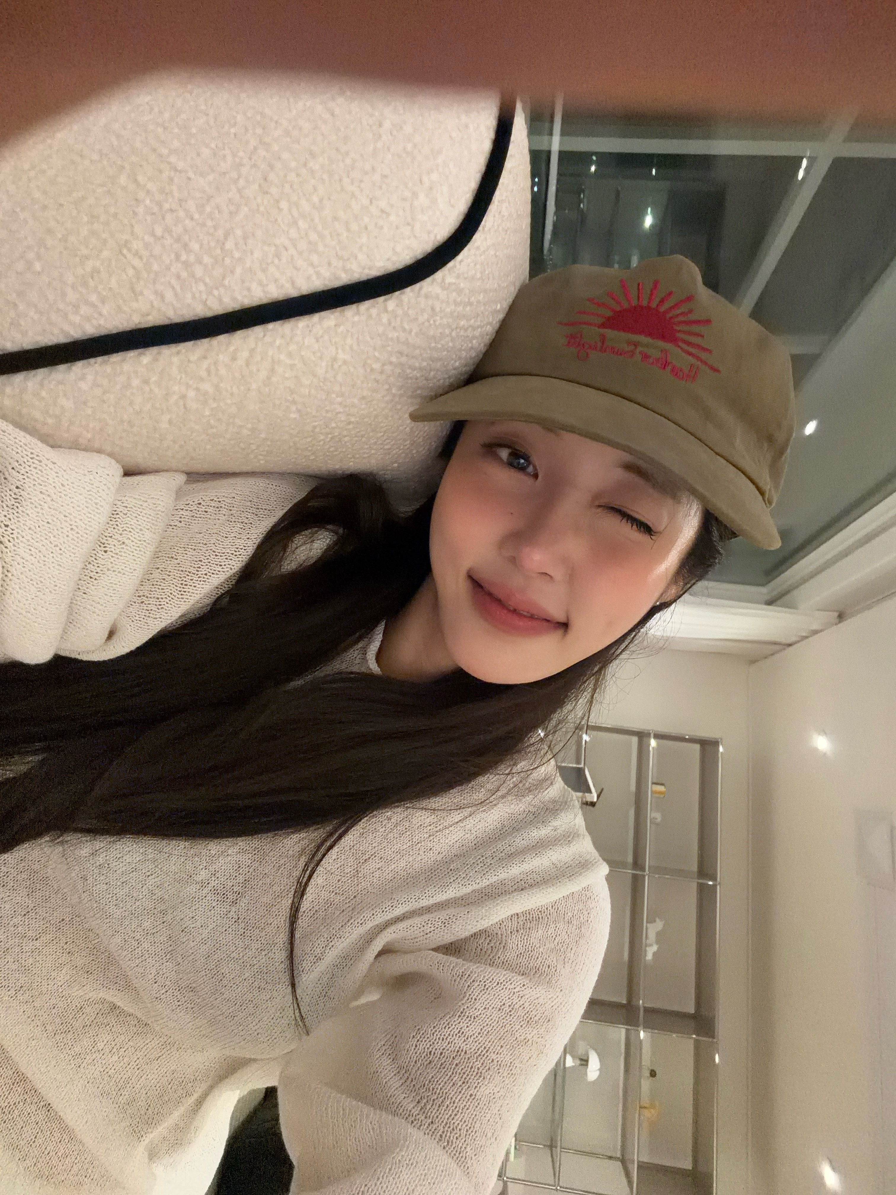 美女都有可爱的小狗coco更新yozm