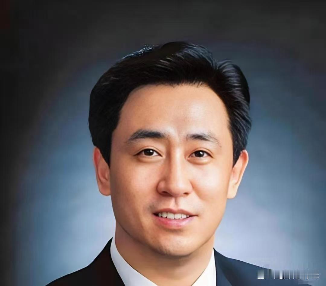 许家印这辈子最后悔投进去的六个项目：一、恒大汽车，前后亏掉九百八十九亿多元。