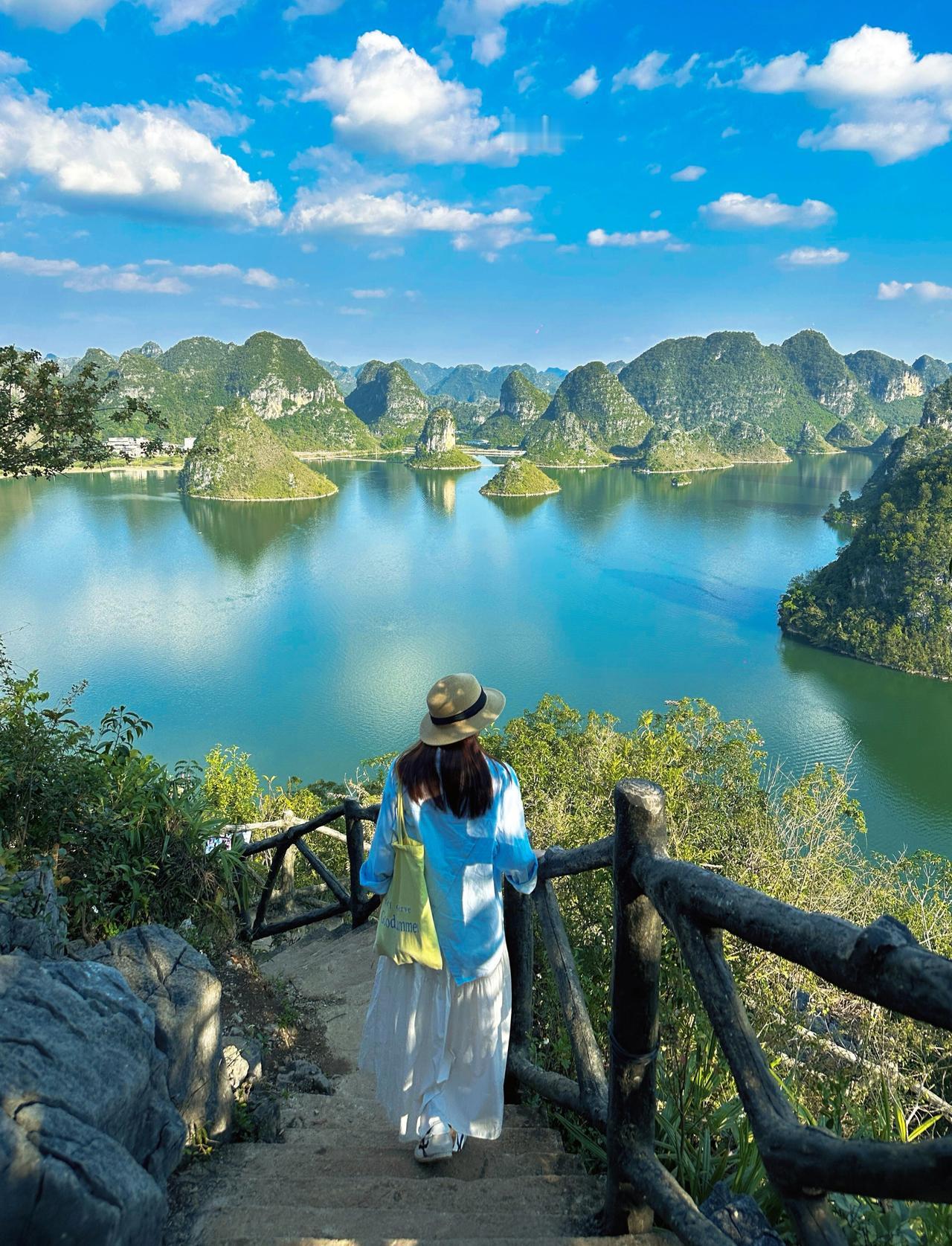 提到广西旅游，多数人第一时间想到的都是桂林、阳朔，名气大游客也扎堆，每到节假日人