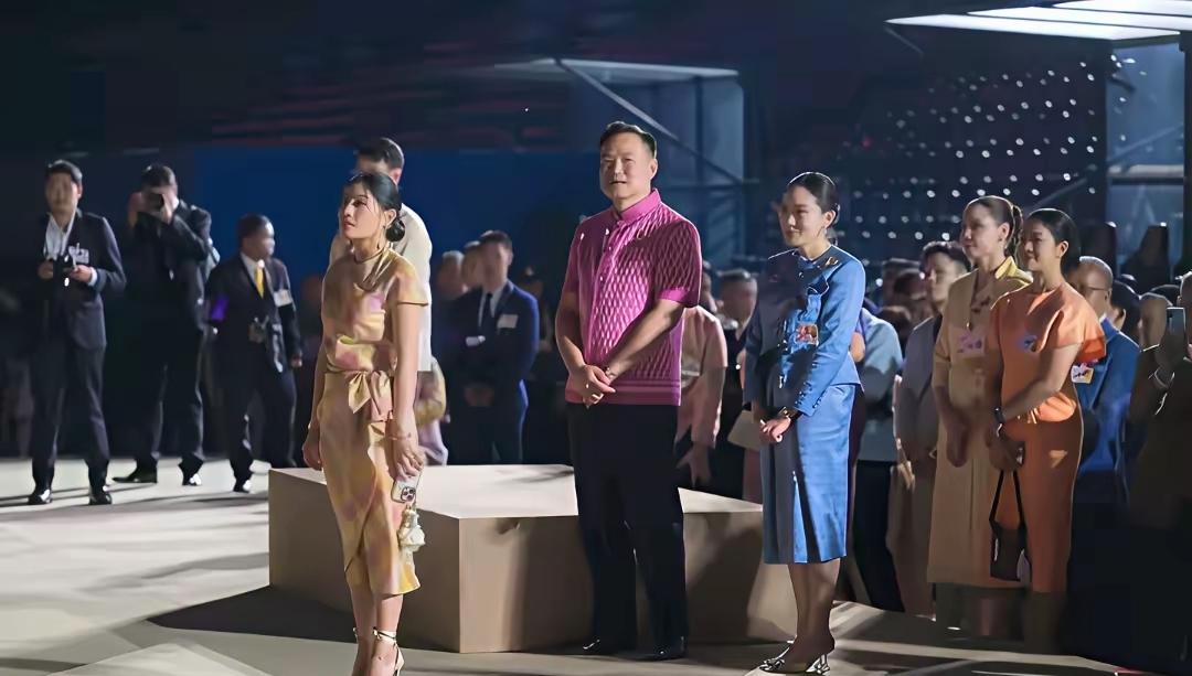 泰国新总理阿努廷在没任总理前，在佩通坦手下任何职？泰国新总理阿努廷在当选总理之