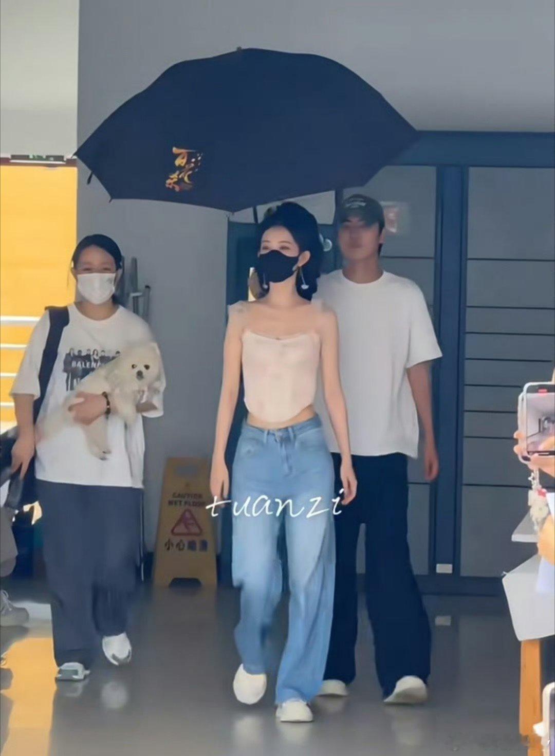 孟子义增肥到快88斤了被全网督促减肥的女艺人，哈哈哈哈哈，我们孟子义表示鸭梨山