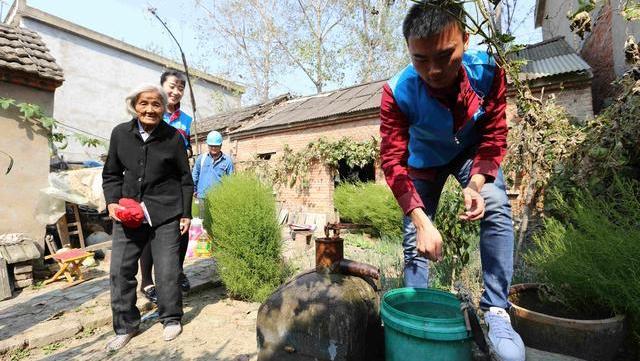 县城拆迁人口补钱吗_拉孜县城人口多少(3)