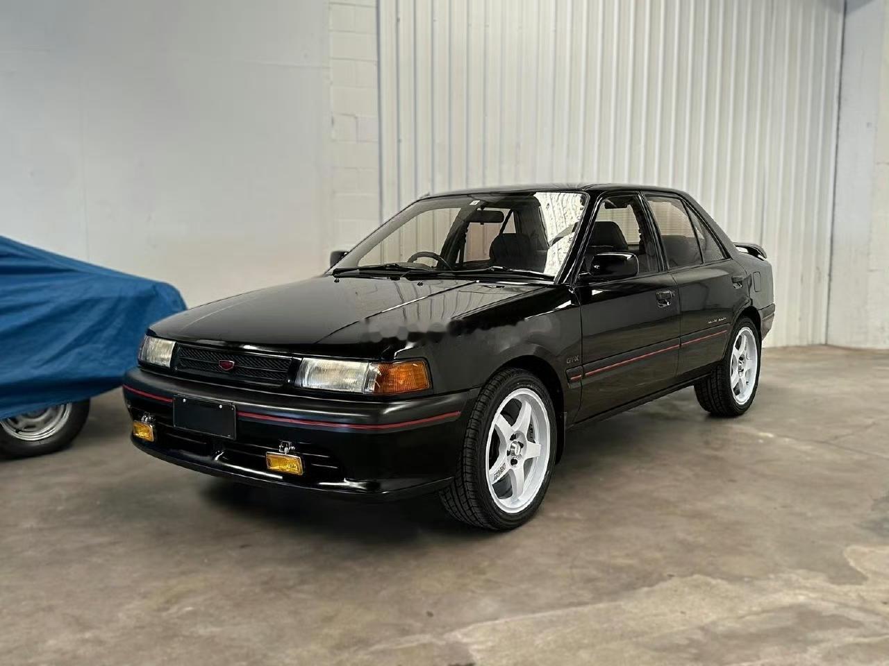 马自达福美来，1.8T四驱，这可是个稀有版本，1990年在小岛国上的牌，跑了6.