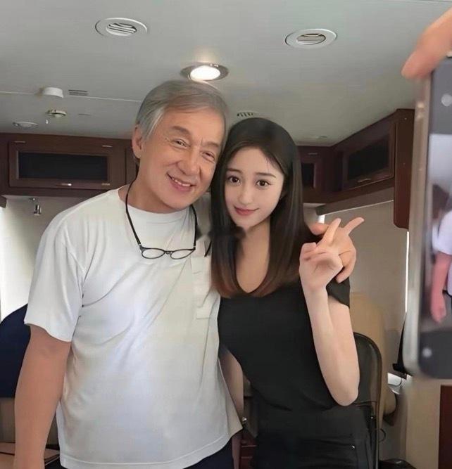 成龙大哥73岁了。