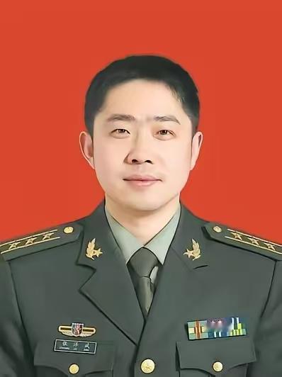 张泽斌，中央军委联合参谋部某局参谋。男，汉族，1983年8月出生，2000年9月