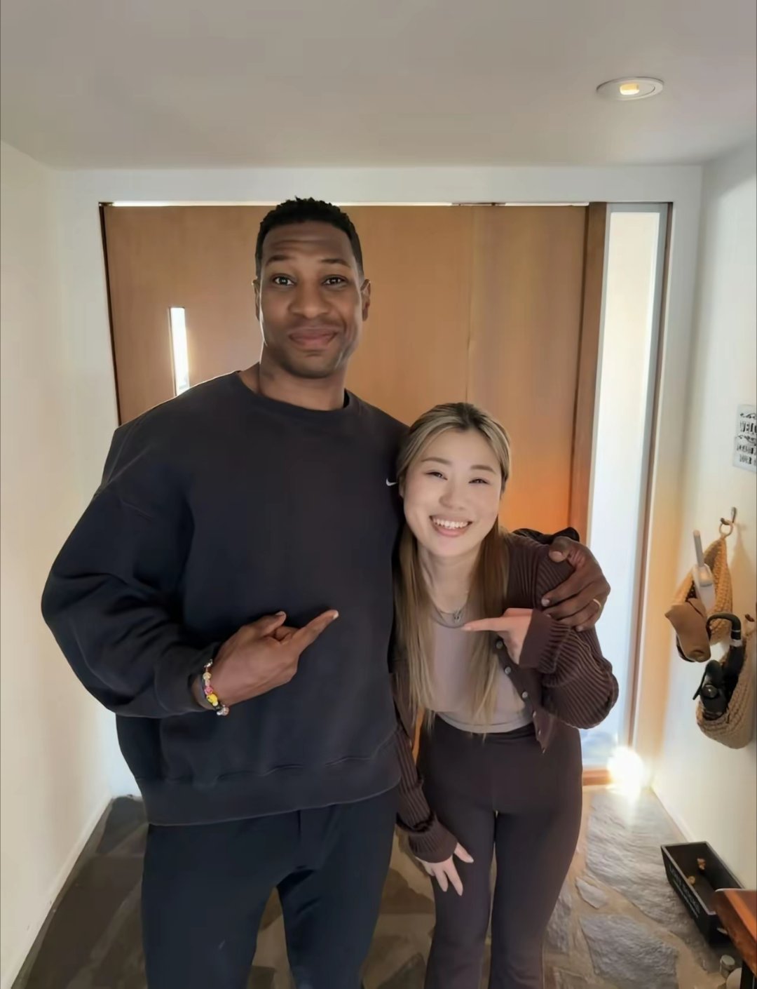 妈妈，我勇闯好莱坞了，来漫威家里做客了...