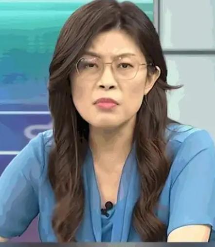 万万没想到，台湾省时事评论员郑丽文竟然抛出了这么犀利的问题！她问道：“如果有一天