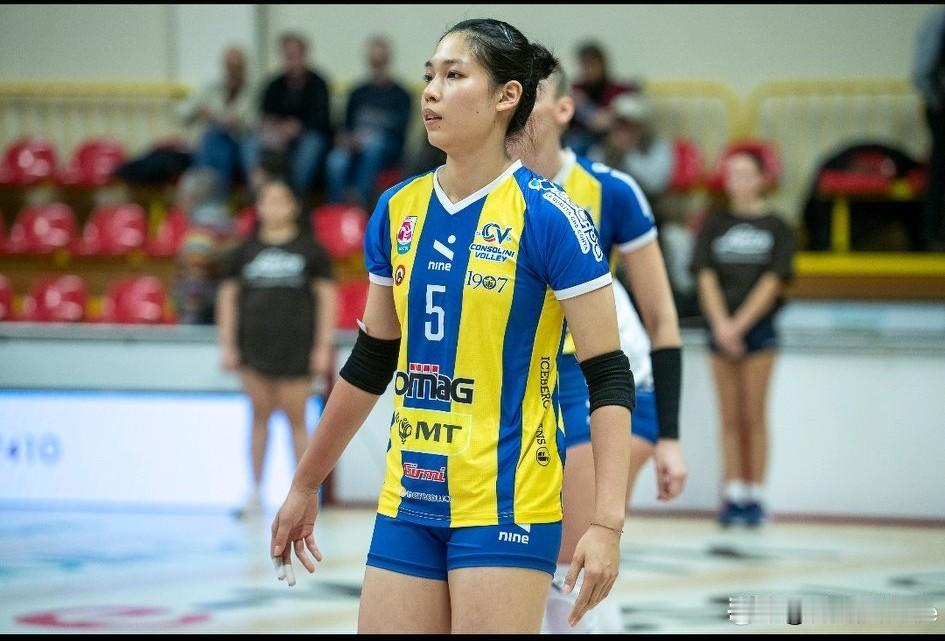 庄宇珊独木难支！凌晨对阵诺瓦拉，这是庄宇珊加盟意甲的第2场比赛。可惜2连败收