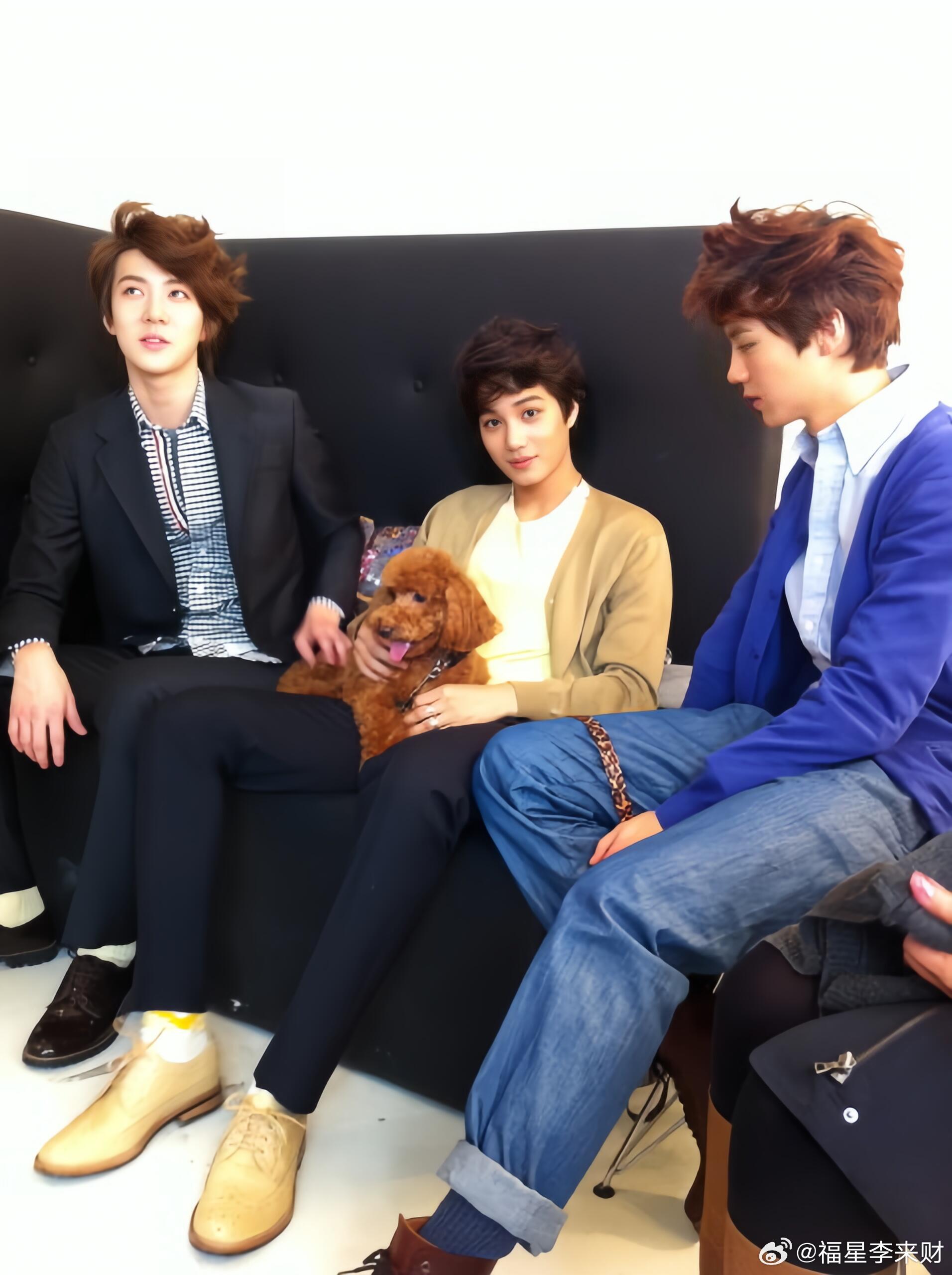 考古EXO没见过的活动鹿晗、金钟仁和吴世勋出道前跟sh前辈一起拍摄韩国时尚杂志W
