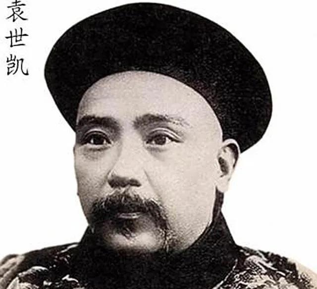 1899年，大哥袁世昌找到袁世凯icon，想谋一份差事，不过，袁世凯并没有答应。