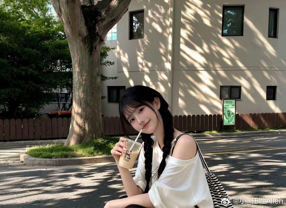 励志哲理人生忧伤的世界，总是猝不及防，失落的情怀，总是无能为力，多少的情，只是
