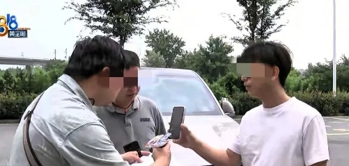 浙江湖州，一男子租了10几辆豪车，价值一千多万，有保时捷卡宴，帕拉梅拉、丰田埃尔