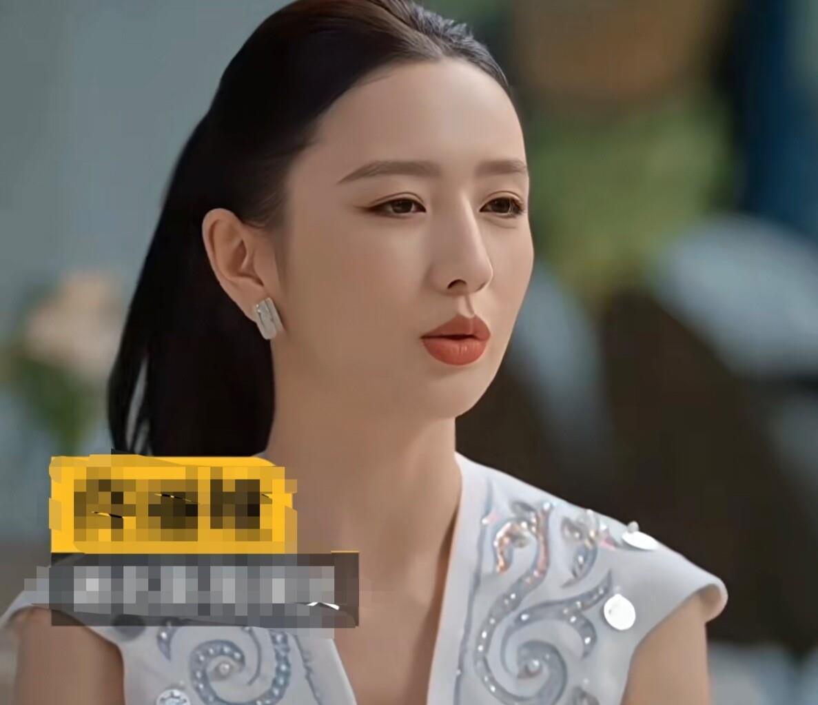 佟丽娅说儿子学钢琴多年弹不咋地，爸妈都是老师也没教出孙子，逼孩子刷证不如让他会就行朵朵九岁那年站在新