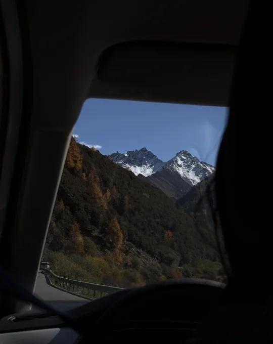 在路上🏔️🍂川西一路上全是美景像置身巨大的大自然展览空间只是静静地