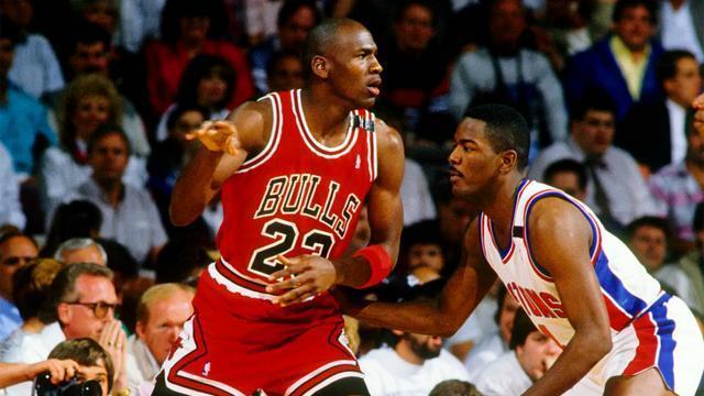 科比第4!美媒评NBA分卫防守TOP20:现役仅克莱入选韦德位列第10