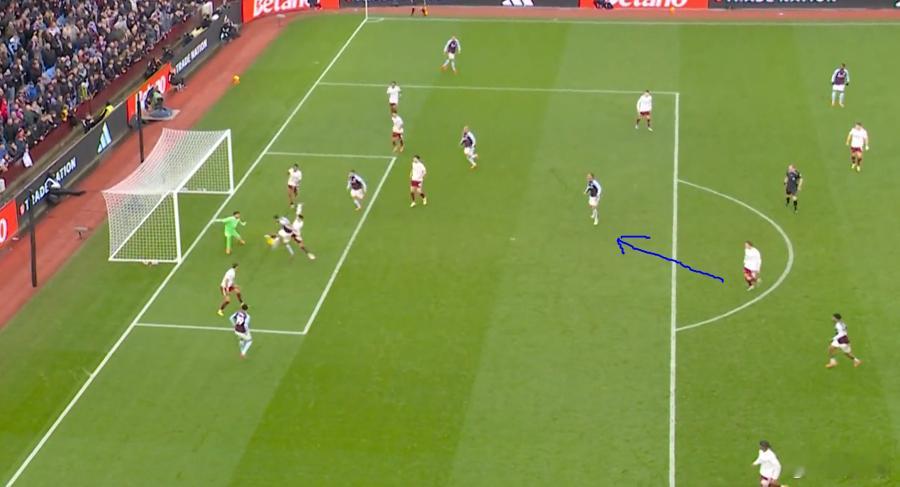 阿森纳阿森纳球迷可以回看一下伤停补时阶段，到底发生了什么。93分钟的时候，阿森