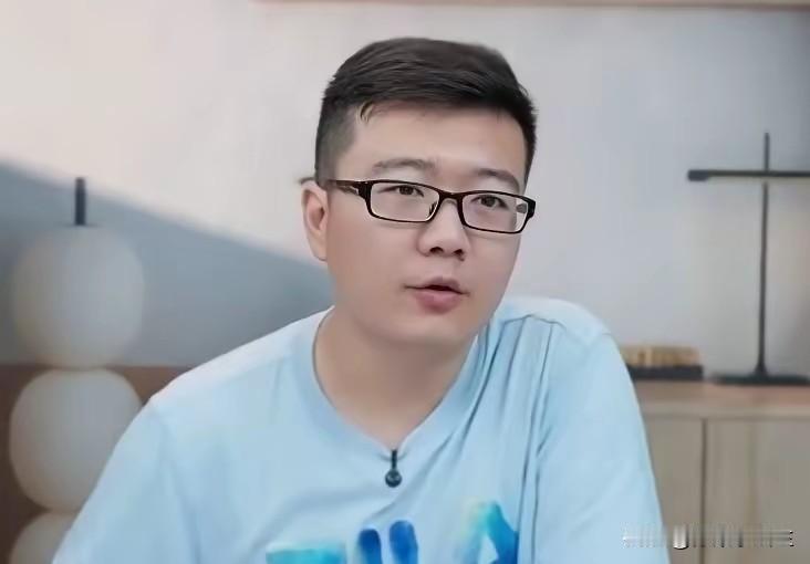 莎头2:3输给韩林/申裕斌，莱维说:教练组必须改变思想！他说:莎头不能有比