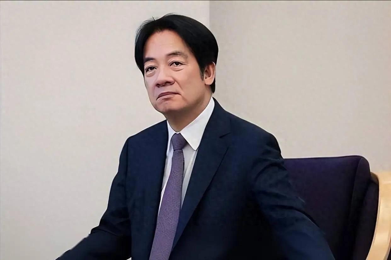 台军“集体逃亡”画面曝光！面对解放军围台军演，赖清德下令台军“立即备战操演”，你