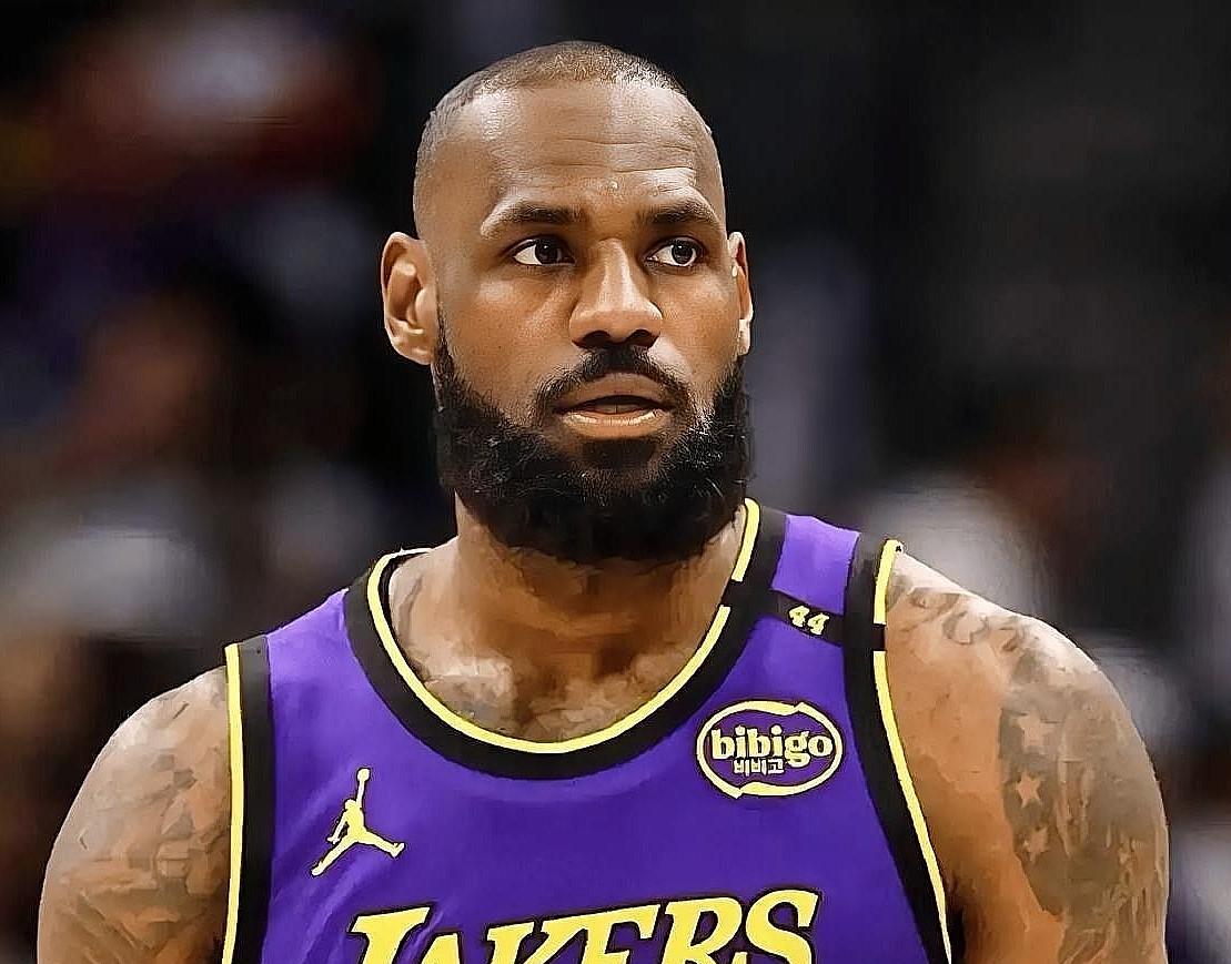 湖人旧将大莫里斯真敢说啊！丝毫不给老大哥詹姆斯面子。前NBA球员莫里斯近日在