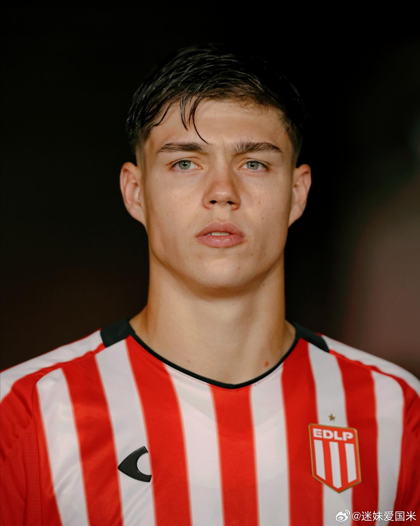 国际米兰外租球员帕拉西奥斯入选最新一期阿根廷国家队大名单。恭喜帕拉西奥斯，国际米