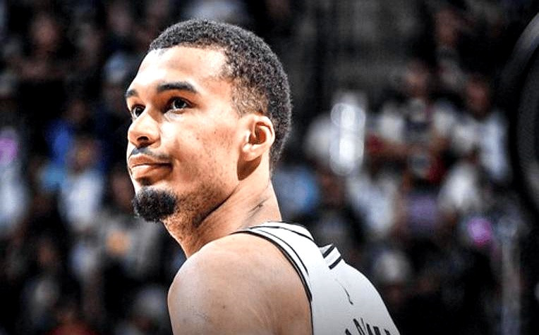 马刺队真敢想啊！居然琢磨着让文班亚马打替补？这事儿真不是空穴来...