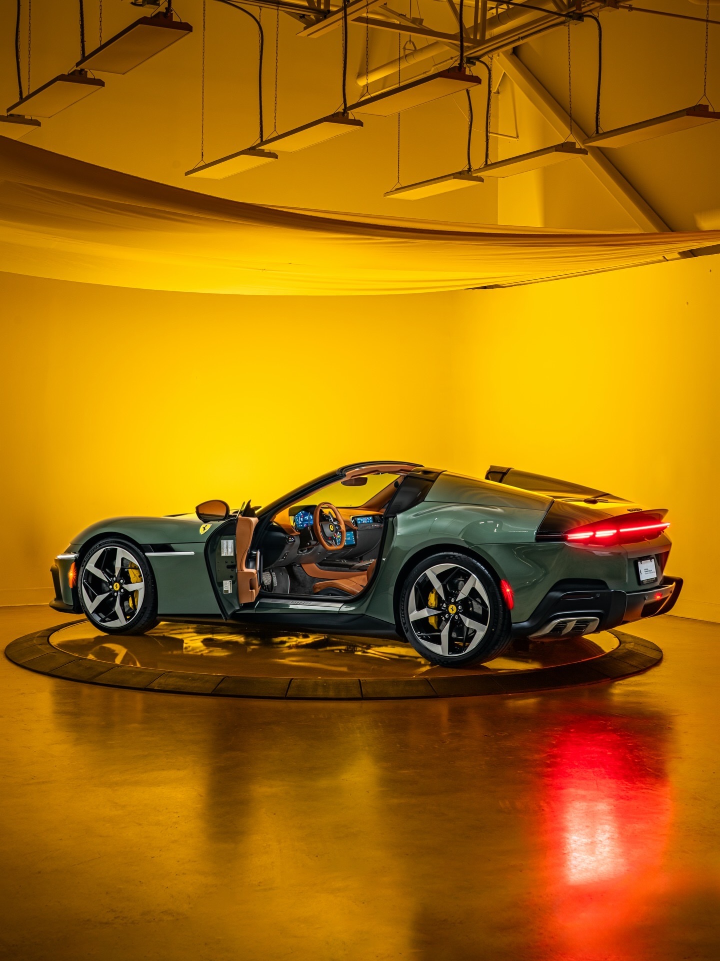 新年快乐，来自FerrariofSanAntonio🎆用对FerrariV